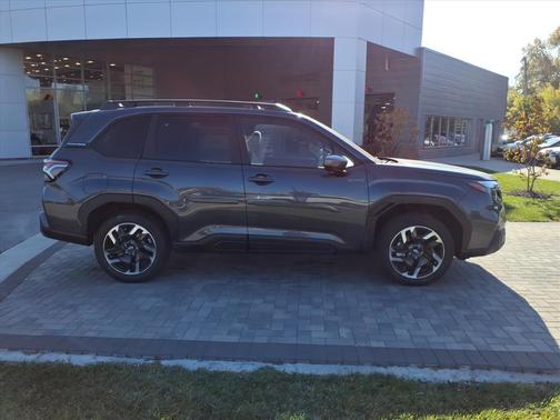 2025 Subaru Forester Hybrid Premium
