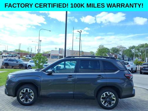 Magnetite Gray Metallic 2026 Subaru Forester Premium