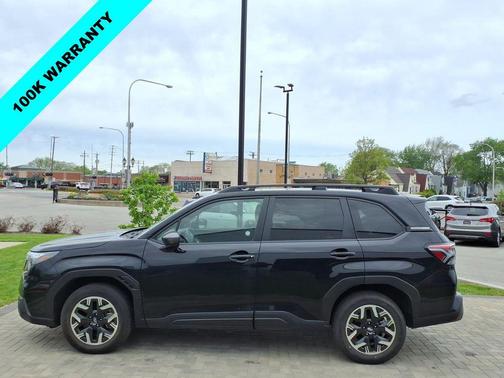 Crystal Black Silica 2025 Subaru Forester Premium