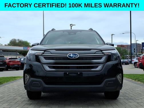 Crystal Black Silica 2025 Subaru Forester Premium
