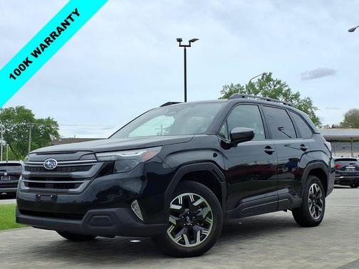 Crystal Black Silica 2025 Subaru Forester Premium