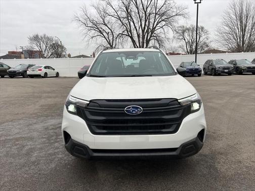 2025 Subaru Forester Base