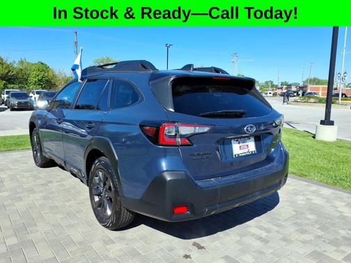 Cosmic Blue Pearl 2025 Subaru Outback Onyx Edition