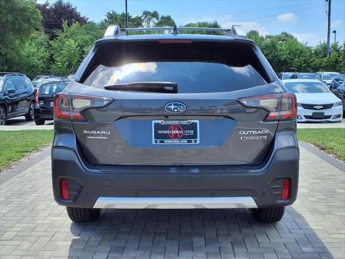 2022 Subaru Outback Touring XT