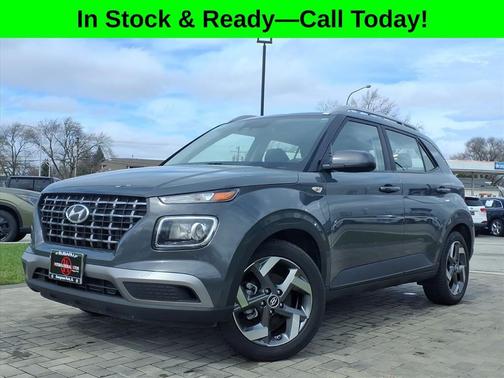 Ecotronic Gray 2025 Hyundai VENUE SEL