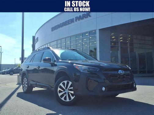 Crystal Black Silica 2024 Subaru Outback Premium