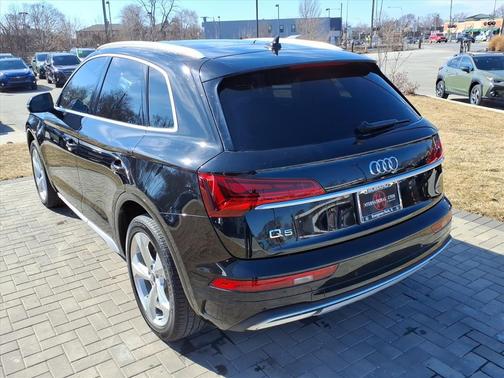 2021 Audi Q5 45 Premium Plus