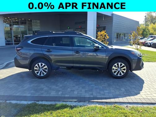 2025 Subaru Outback Premium