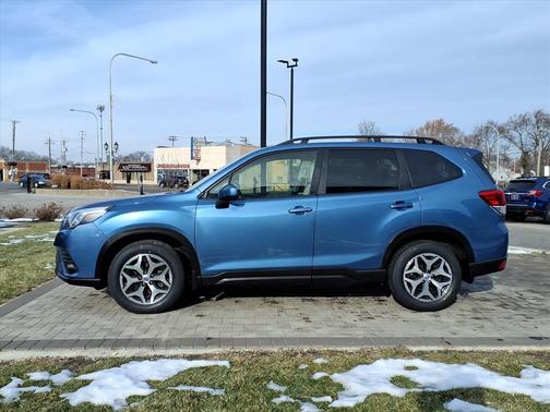 2022 Subaru Forester Premium
