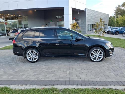2016 Volkswagen Golf SportWagen TSI SEL 4-Door