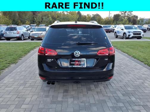2016 Volkswagen Golf SportWagen TSI SEL 4-Door
