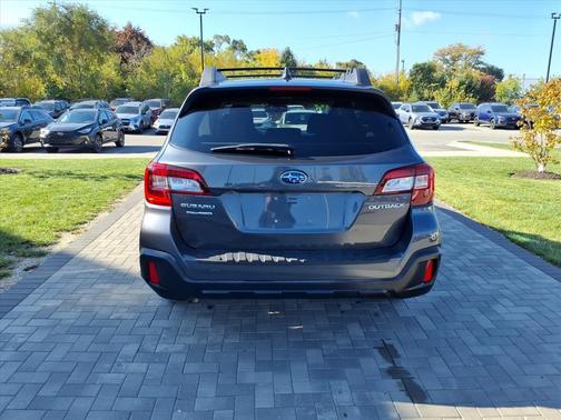 2018 Subaru Outback 2.5i Premium