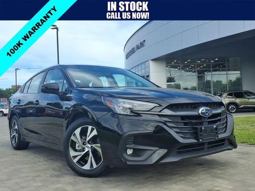 Crystal Black Silica 2025 Subaru Legacy Premium