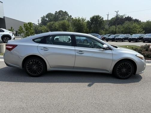 2017 Toyota Avalon Touring