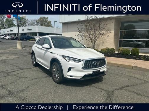 2024 INFINITI QX50 LUXE