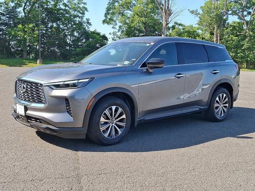 2025 INFINITI QX60 PURE
