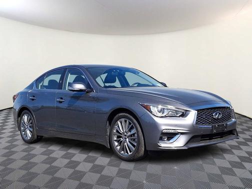 2022 INFINITI Q50 LUXE