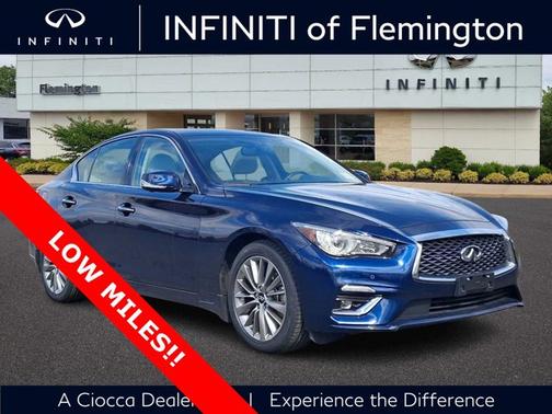2022 INFINITI Q50 LUXE