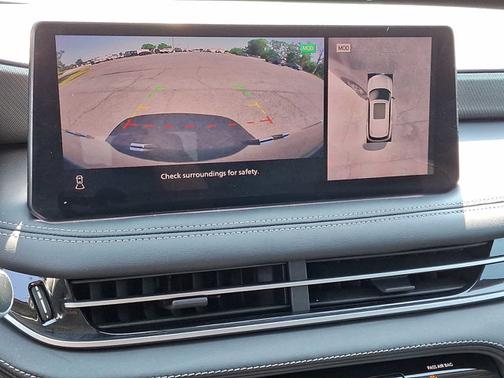 2022 INFINITI QX60 LUXE