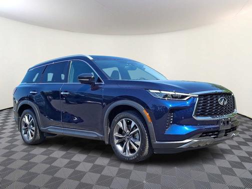 2022 INFINITI QX60 LUXE