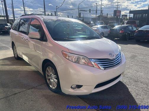 2012 Toyota Sienna Limited