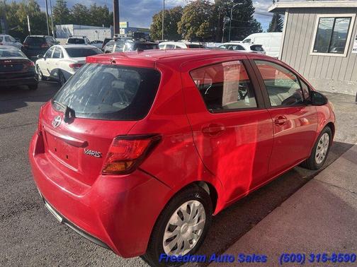 2015 Toyota Yaris L