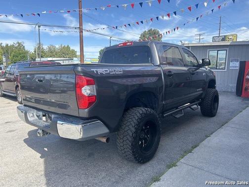 2014 Toyota Tundra SR5