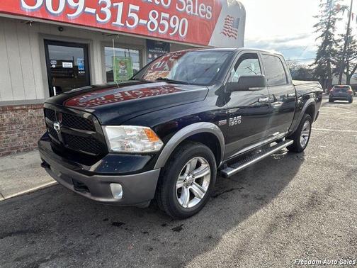 2013 RAM 1500 SLT