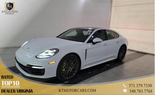 2023 Porsche Panamera 4