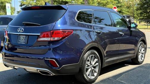 2017 Hyundai SANTA FE SE