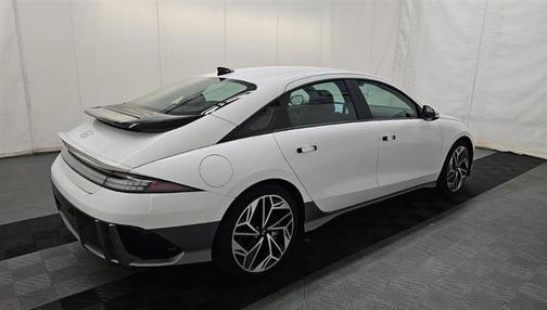 2023 Hyundai IONIQ 6 SEL