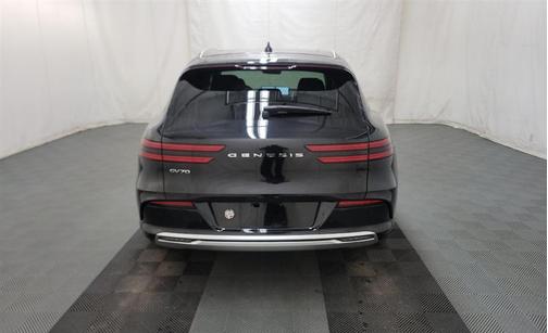 2023 Genesis Electrified GV70 Advanced