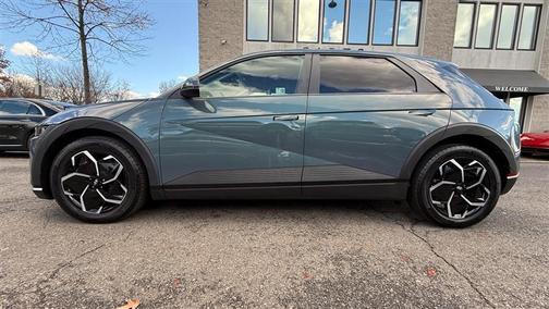 2024 Hyundai IONIQ 5 SEL