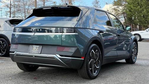 2024 Hyundai IONIQ 5 SEL