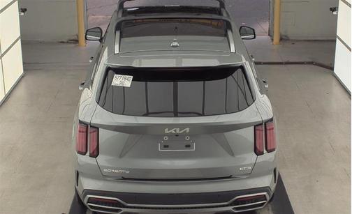 2023 Kia Sorento Plug-In Hybrid SX Prestige