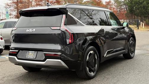 2024 Kia EV9 Land