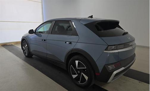 2025 Hyundai IONIQ 5 SE