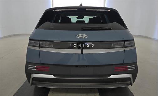 2025 Hyundai IONIQ 5 SE