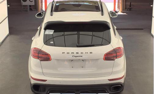 2018 Porsche Cayenne Platinum Edition