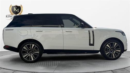 Fuji White 2024 Land Rover Range Rover P530 SE