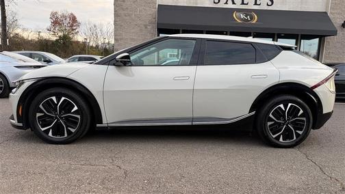 2022 Kia EV6 Wind