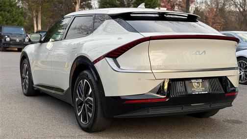 2022 Kia EV6 Wind