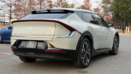 2022 Kia EV6 Wind