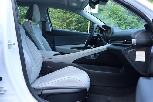2024 Hyundai ELANTRA HEV Limited