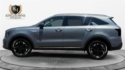 Everlasting Silver 2025 Kia Sorento S
