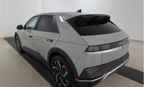 2022 Hyundai IONIQ 5 SE