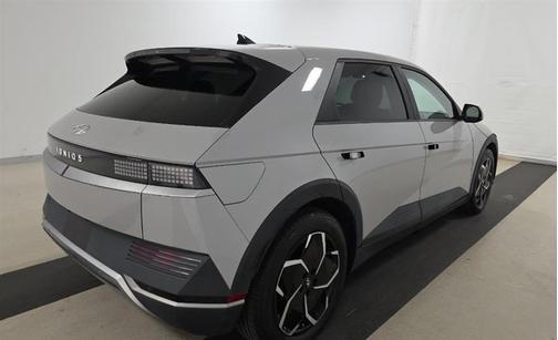 2022 Hyundai IONIQ 5 SE