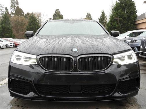 Photo 2 of 33 of 2019 BMW M550 i xDrive
