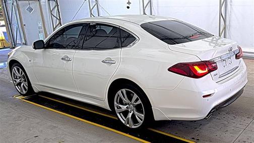 2017 INFINITI Q70 3.7X