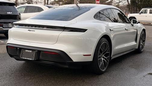 2022 Porsche Taycan Base